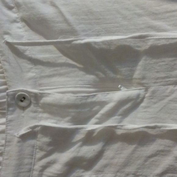 Ashley Stewart 2x white n gold embroidered blouse - Picture 4 of 10